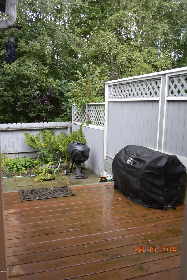 6630 Cimarron deck