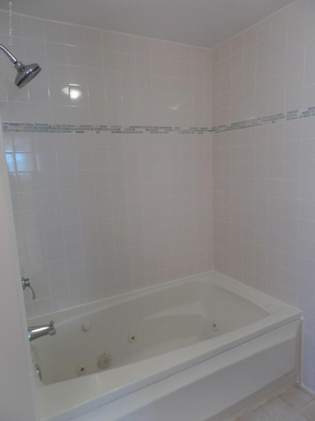 17 Essex St, North Middletown, NJ 07748 - photo 6