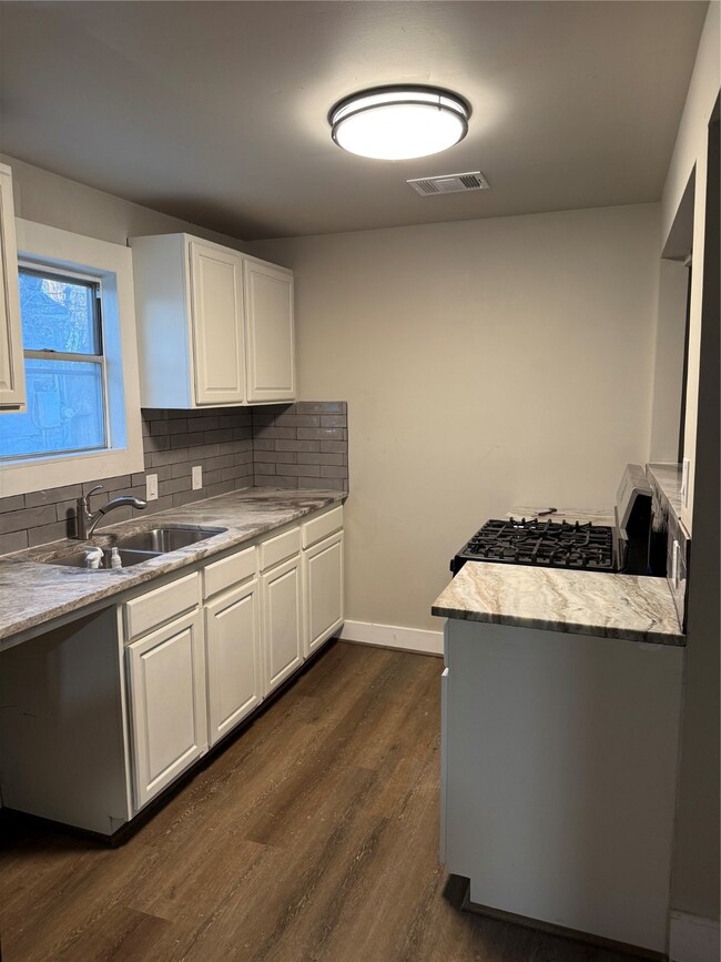 4103 Delhi St, Houston, TX 77022 - photo 6