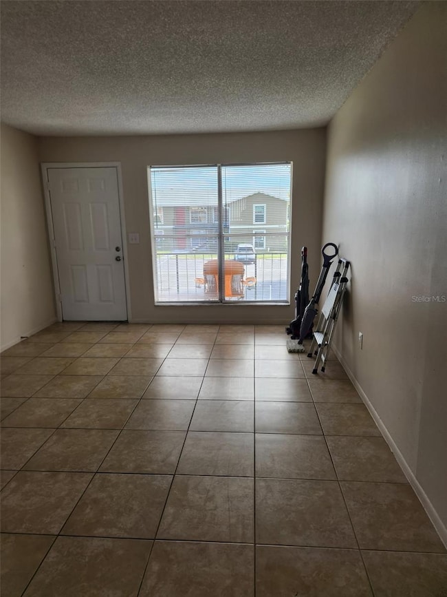 1882 Caralee Blvd unit 3, Orlando, FL 32822 - photo 2