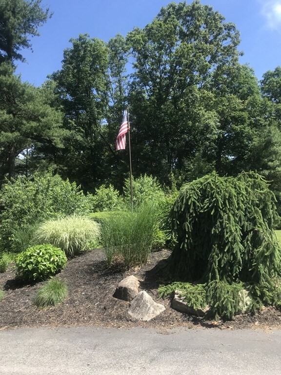 804 Aldrich St, Uxbridge, MA 01569 - photo 5