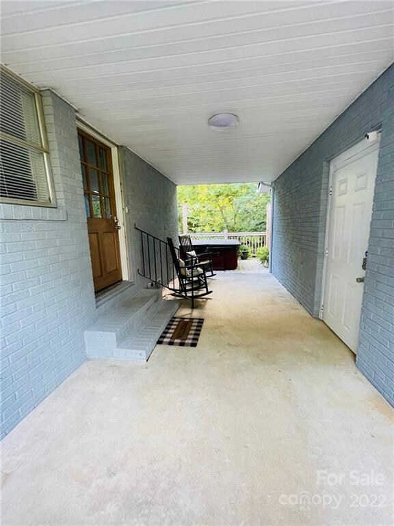 565 Bell Farm Rd, Statesville, NC 28625 - photo 4