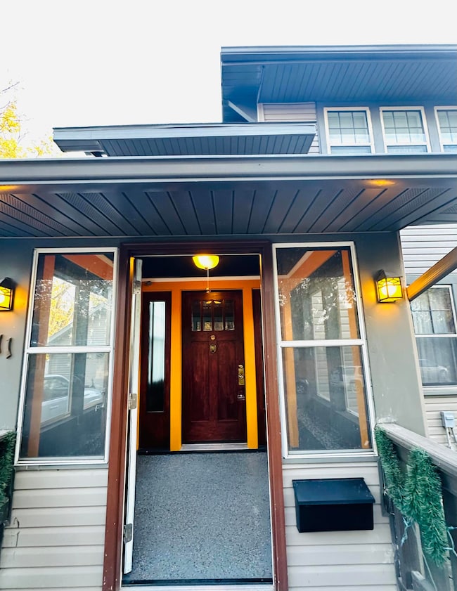 811 W 3rd Ave, Mitchell, SD 57301 - photo 4