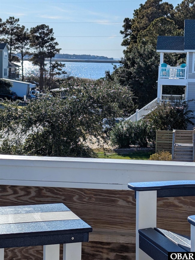 Upper level water views!