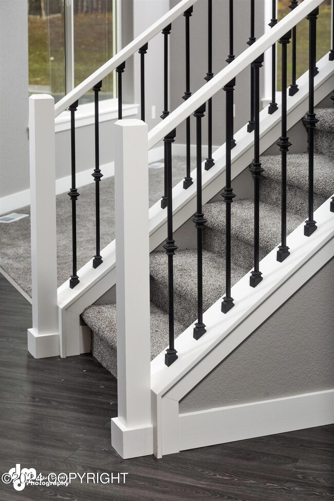 06-Stairway_DMD_1284