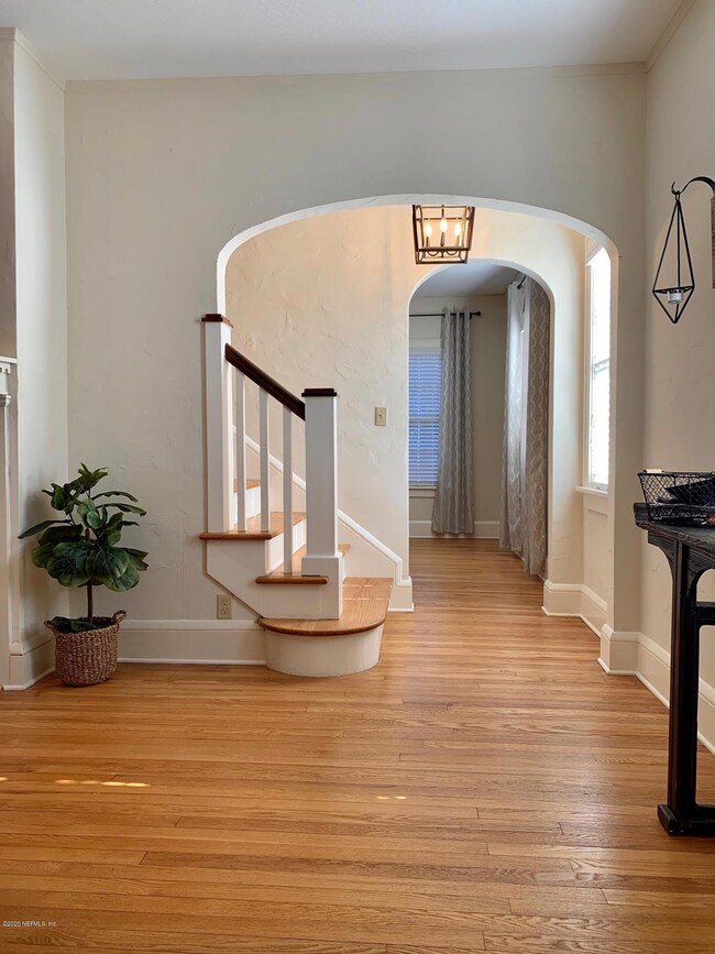 3556 Valencia Rd, Jacksonville, FL 32205 - photo 4