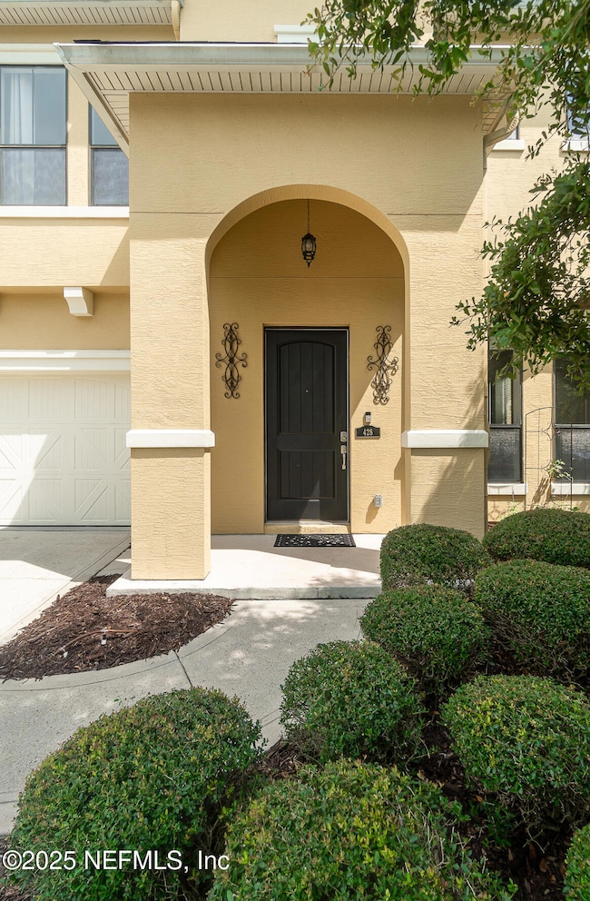 Ext Front Entry