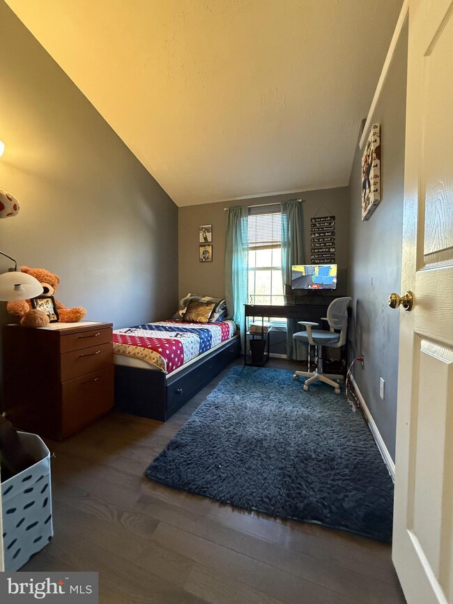 3452 Belleplain Ct, Dumfries, VA 22026 - photo 7