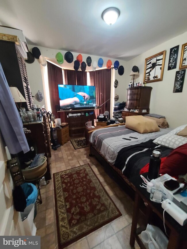 447 W Bringhurst St, Philadelphia, PA 19144 - photo 4