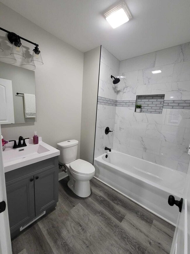 4228 Jackson St, Gary, IN 46408 - photo 7