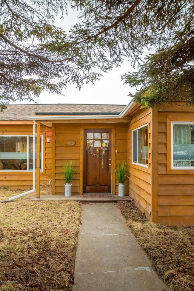 Natural Cedar Siding