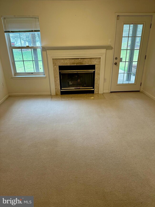 6101 Honeycomb Gate, Columbia, MD 21045 - photo 7