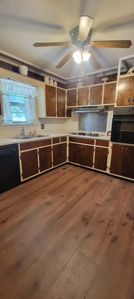 107 S Cherokee Cir, Tunnel Hill, GA 30755 - photo 3