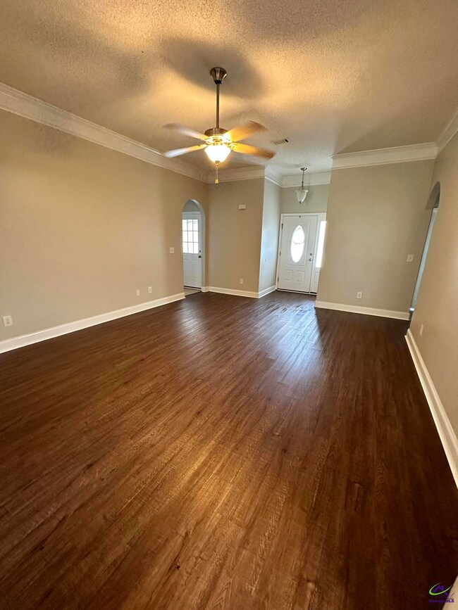 319 Madison Place Pkwy, Byron, GA 31008 - photo 4