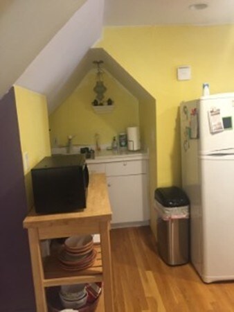 143 Walnut St unit 3, Newtonville, MA 02460 - photo 2