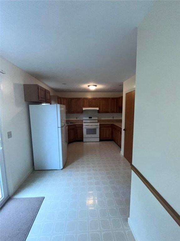 84 Quannacut Rd unit B, Westerly, RI 02891 - photo 7
