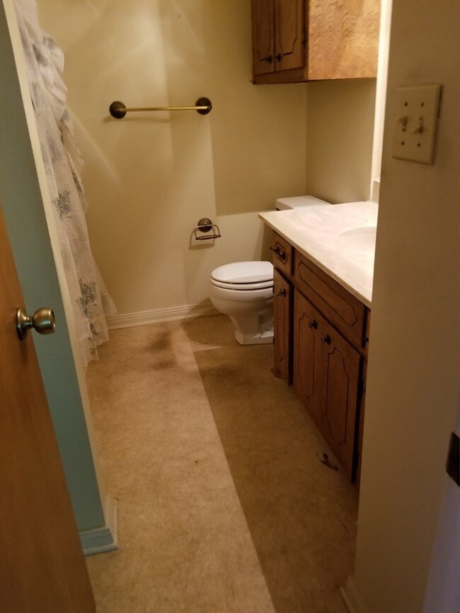 2825 El Camino St, Bay City, TX 77414 - photo 2