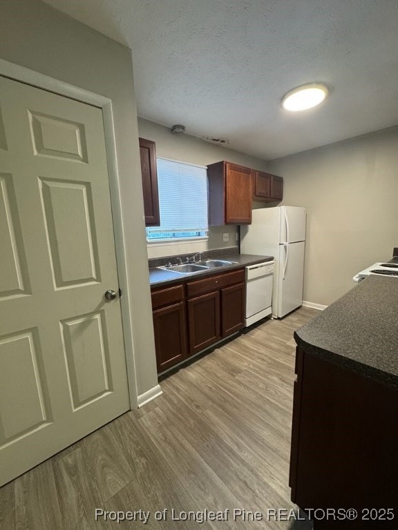 801 Applewood Ln, Fayetteville, NC 28303 - photo 2