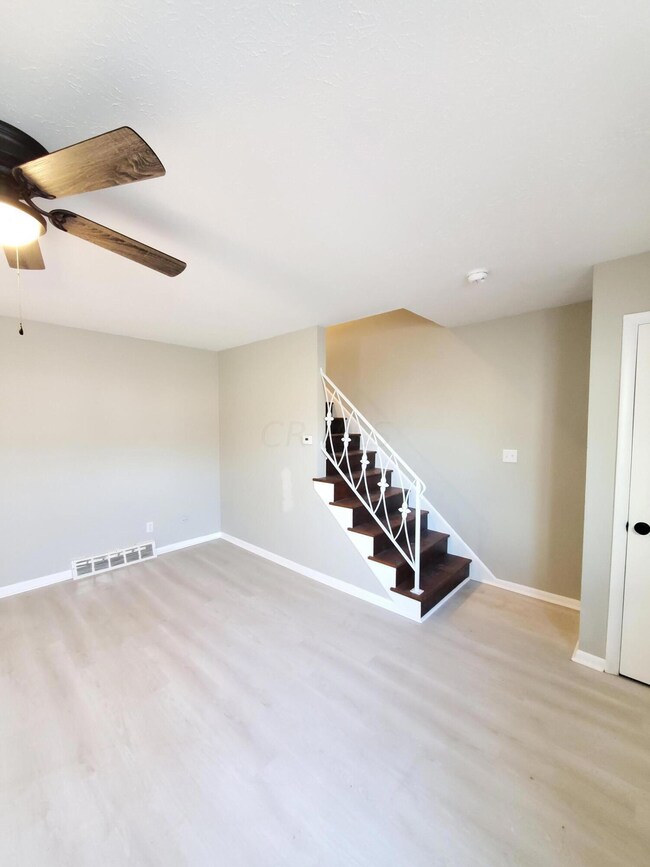 Interior-living room1