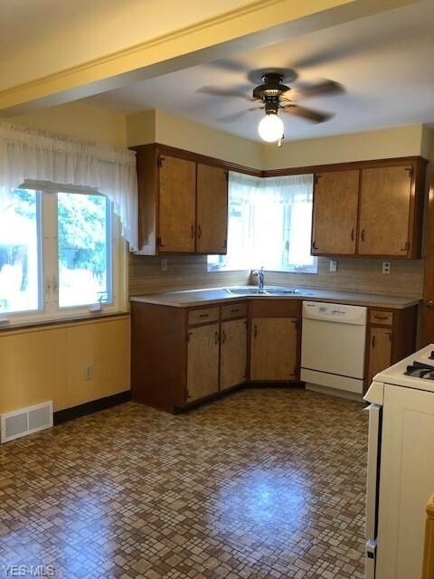 Kitchen - All appliances stay.