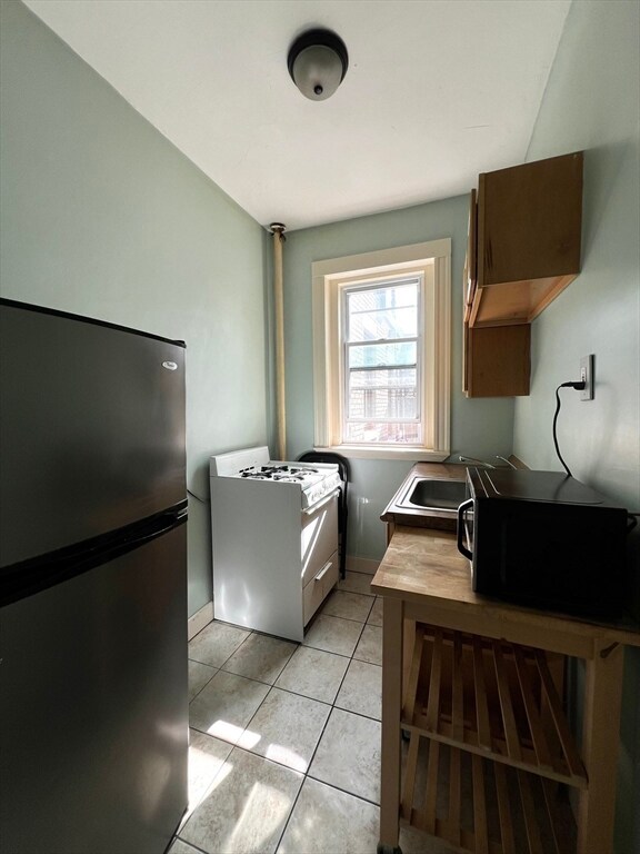 1568 Commonwealth Ave unit 12, Brighton, MA 02135 - photo 3