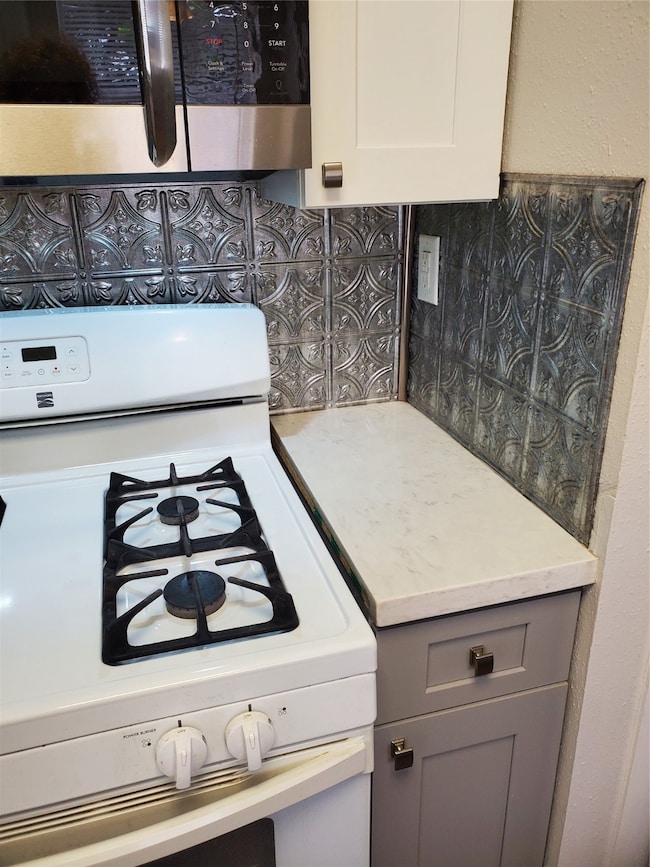 1715 Brumbelow St, Rosenberg, TX 77471 - photo 5