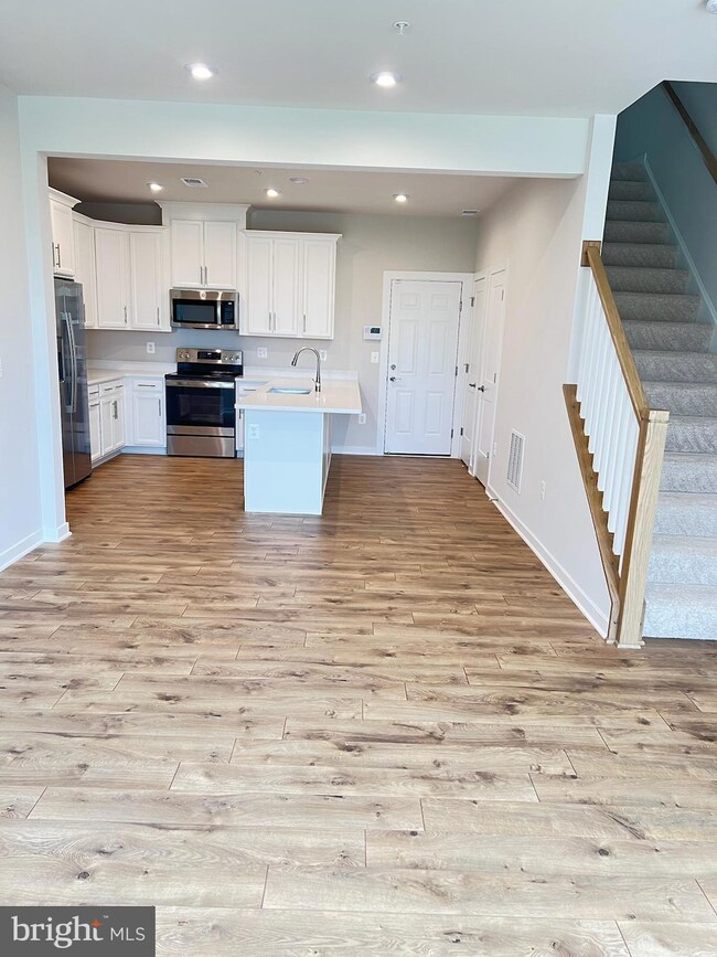 501 Tassita Ln unit A, Manassas Park, VA 20111 - photo 2