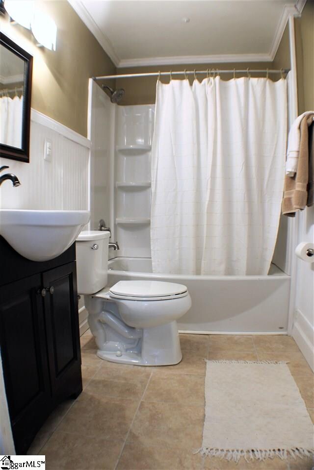 Completely Updated Main Bathroom