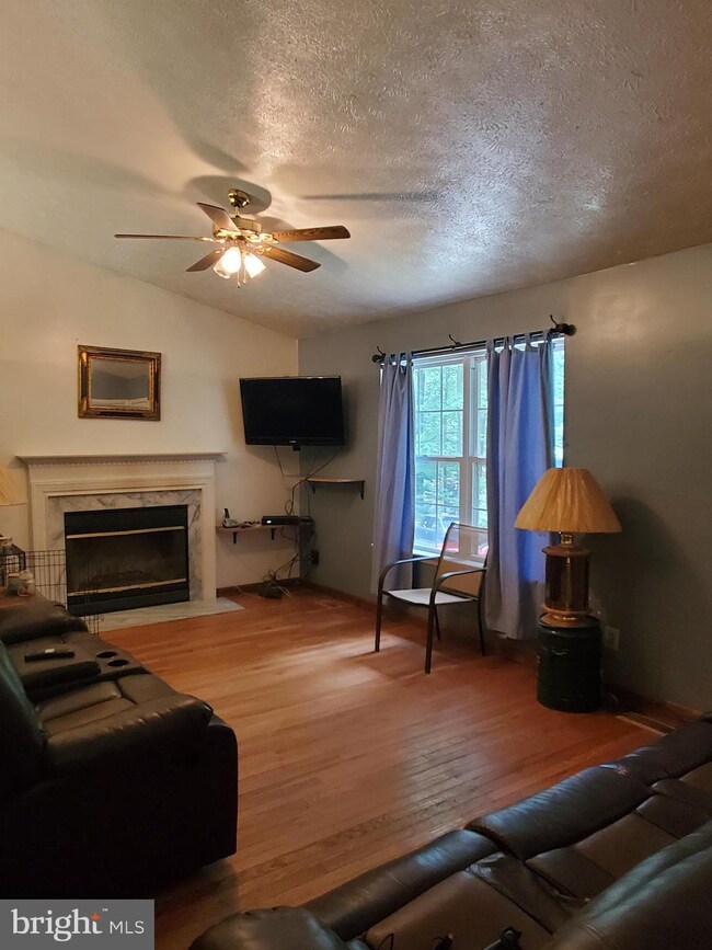 179 Cliff Rd, Front Royal, VA 22630 - photo 2