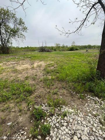 0 N Irish Rd unit 20251059753, Davison, MI 48423 - photo 2