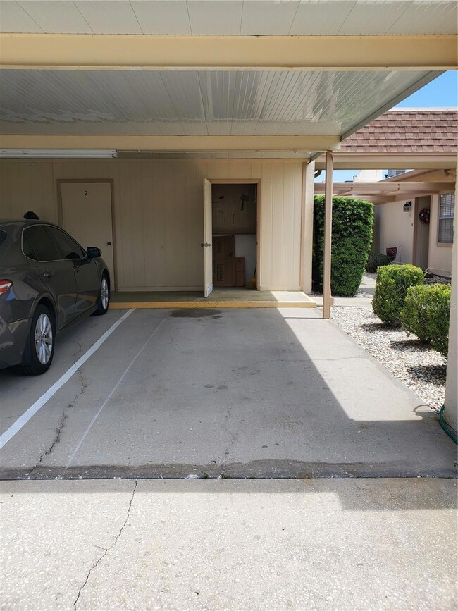 11132 Pembridge Ct unit 3, Port Richey, FL 34668 - photo 4