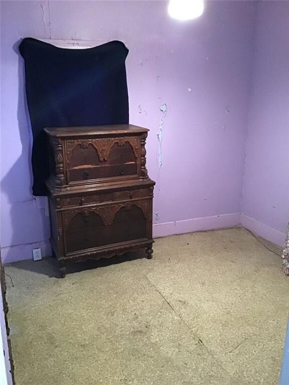 1305 E 27th St, Anderson, IN 46016 - photo 5