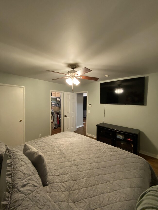 1313 5th St SE, Cullman, AL 35055 - photo 2