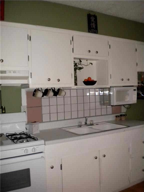 1214 Johnson St, Des Moines, IA 50315 - photo 7