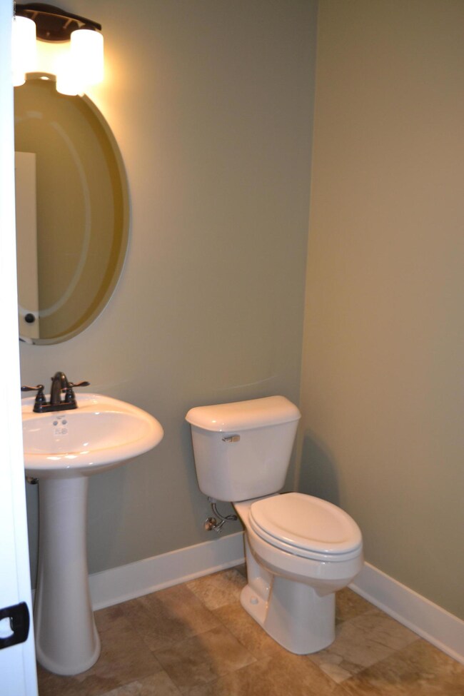 694 Braeside Dr SE unit 66, Byron Center, MI 49315 - photo 6