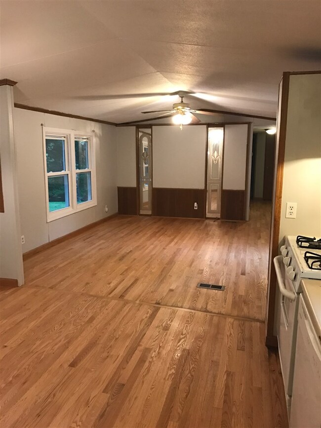 647 Berry River Rd, Barrington, NH 03825 - photo 5