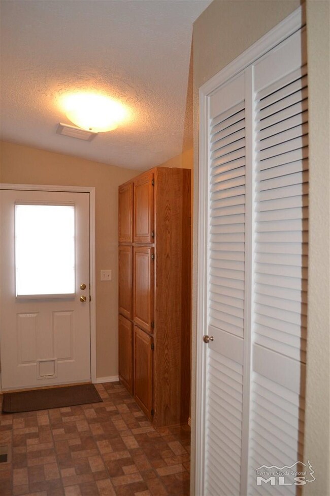 216 Glen Vista Dr, Dayton, NV 89403 - photo 6