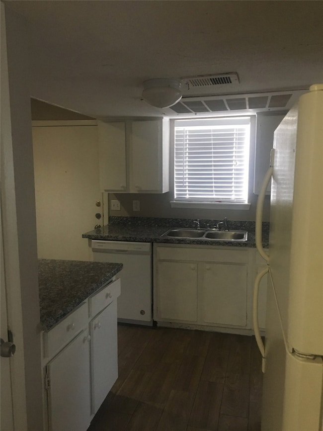 6200 W Tidwell Rd unit 2102, Houston, TX 77092 - photo 5