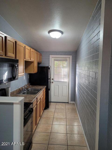 kitchen in Unit B