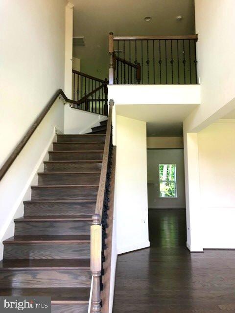 11107 King Gallahan Ct, Clinton, MD 20735 - photo 2