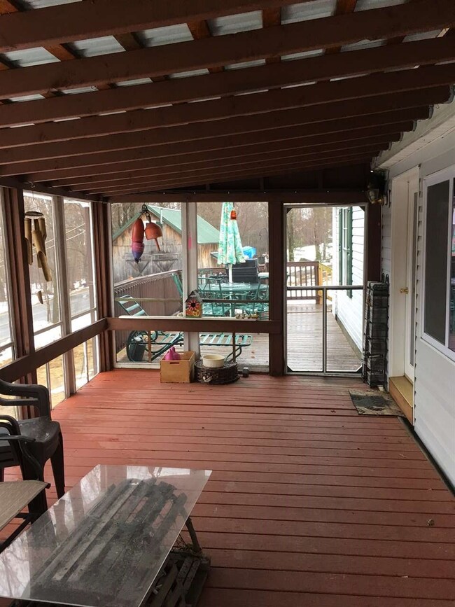 1363 Wilmington Cross Rd, Whitingham, VT 05361 - photo 5