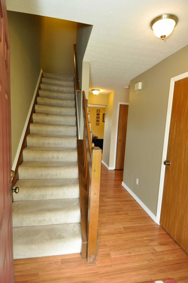 Entry w/ wood flooring