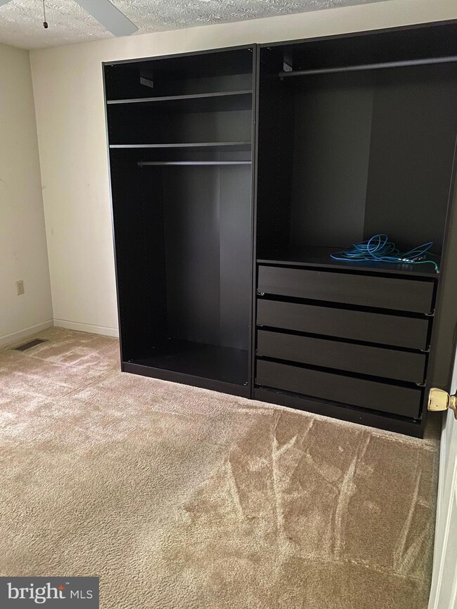 9314 Pirates Cove, Columbia, MD 21046 - photo 5