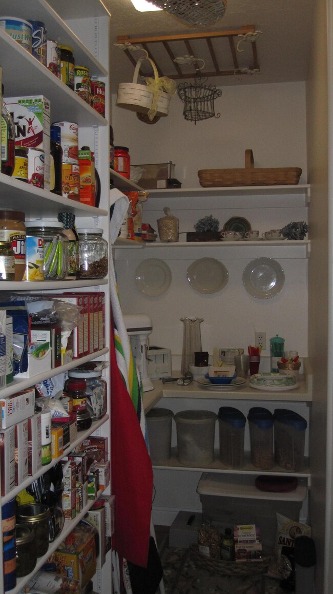 330 E 200 S, Parowan, UT 84761 - photo 6