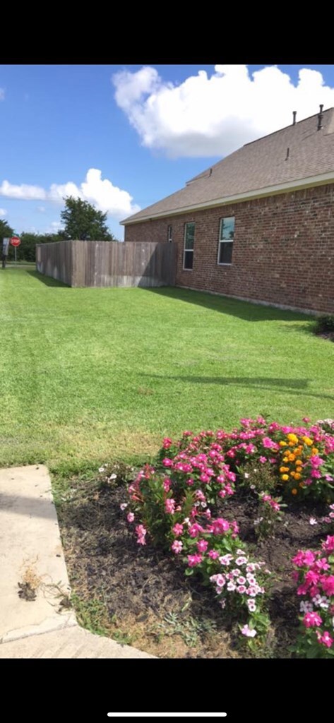 3301 Aberdeen Ct, Bay City, TX 77414 - photo 7