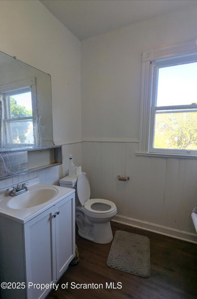 1220 Schlager St unit 1222, Scranton, PA 18504 - photo 6