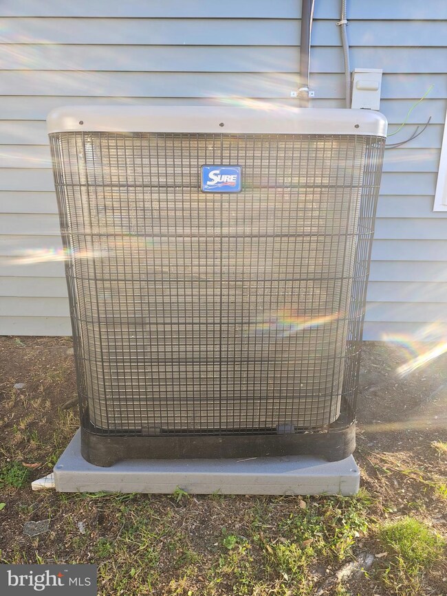 39 Bermuda Cir, Willingboro, NJ 08046 - photo 3