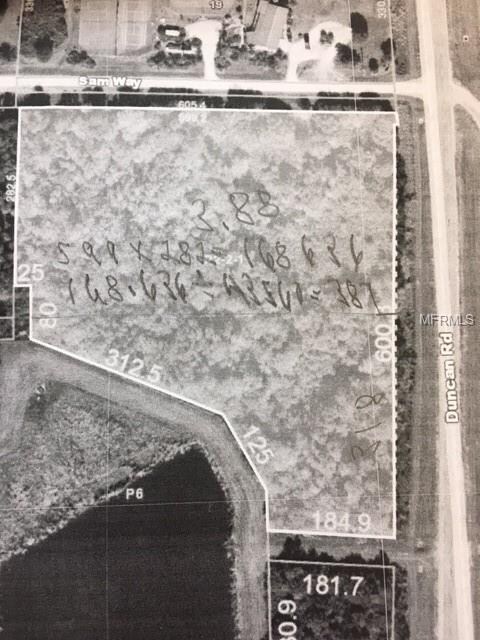 This arial shot shows the frontage on Hwy#17/Dunca