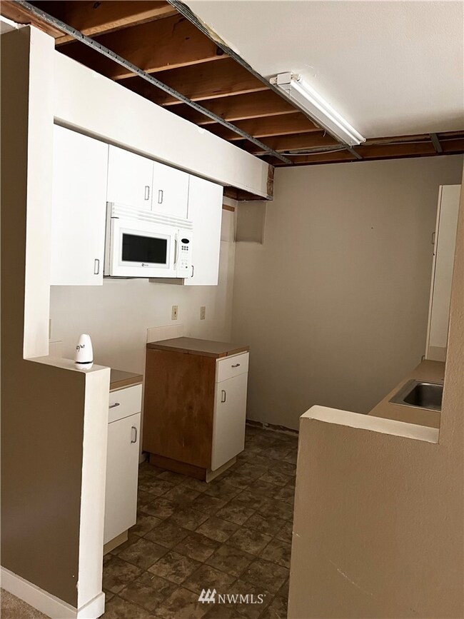 12303 Harbour Pointe Blvd unit U106, Mukilteo, WA 98275 - photo 3