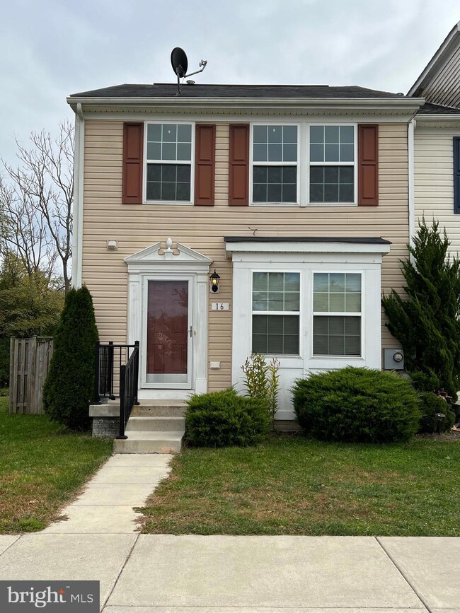 16 Kilgore Way, Bunker Hill, WV 25413 - photo 2